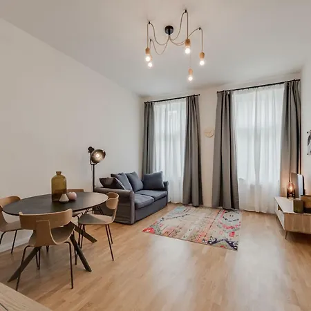 Apartment My Stepanska *